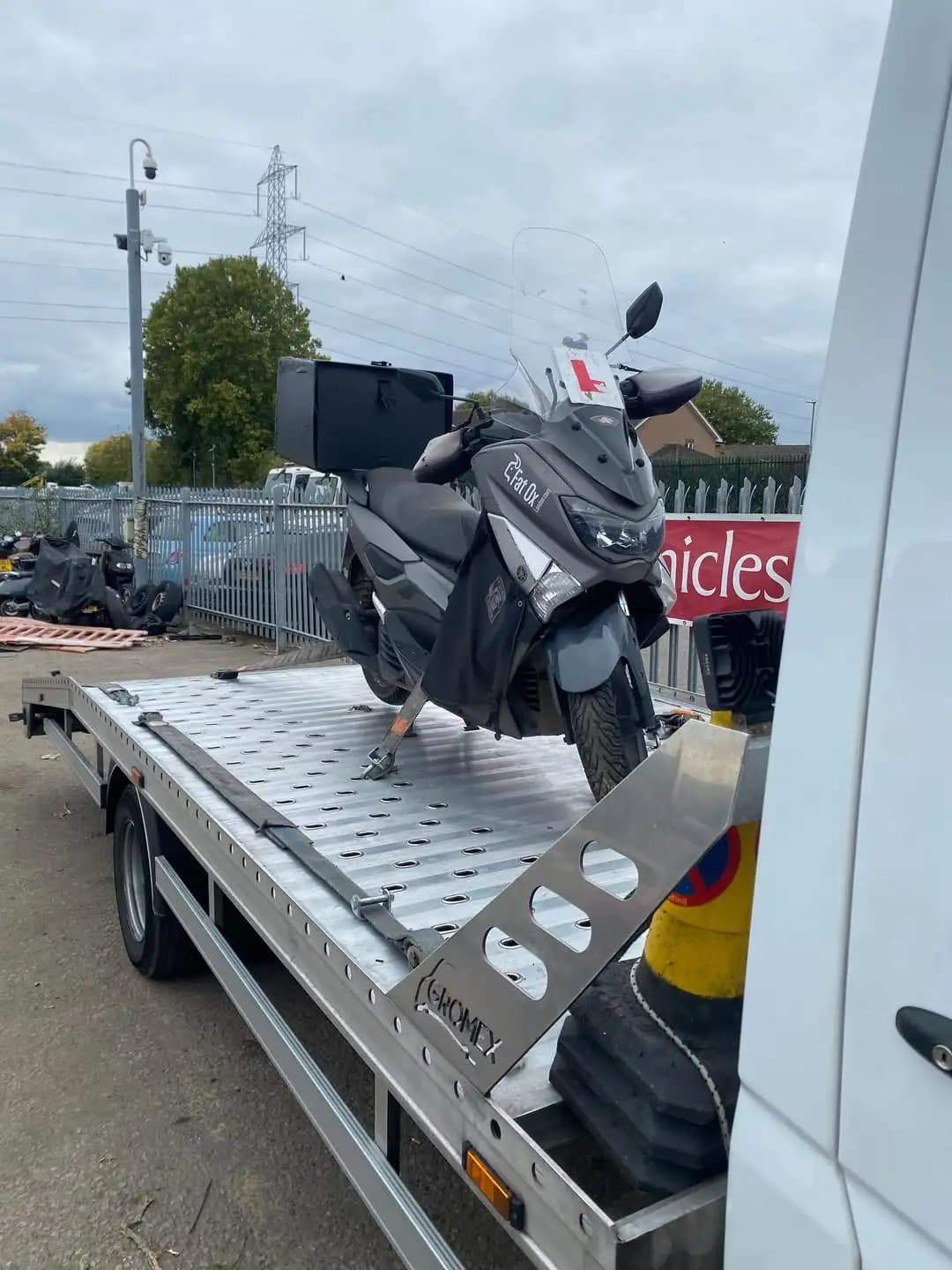 Professional motorcycle recovery service in London